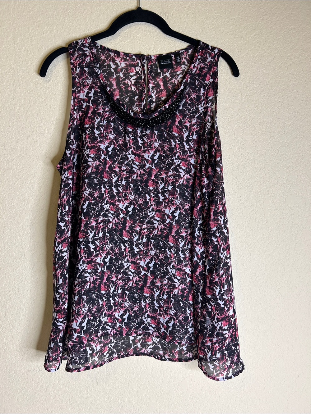Saks Fifth Avenue Black & Pink Beaded-Neck Sleeveless Top Size L